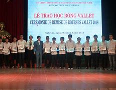 Học Bổng Vallet Trị Giá Bao Nhiêu Tiền Việt Nam Hiện Nay Là